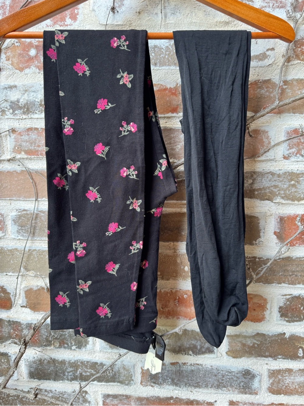 Forever 21 Black Leggings Set with Pink Floral Print